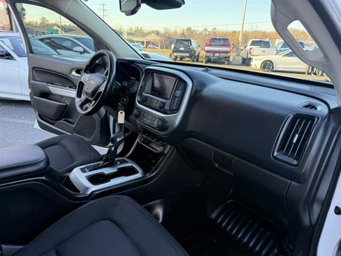 Used 2022 Chevrolet Colorado LT w/ Fleet Safety Package image 15