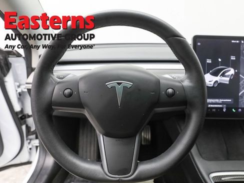 Used 2019 Tesla Model 3 Performance image 10