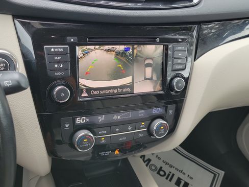 Certified 2022 Nissan Rogue Sport SL w/ Premium Package FWD image 25