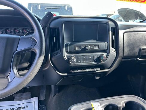Used 2018 Chevrolet Silverado 1500 Custom w/ Custom Convenience Package RWD image 14