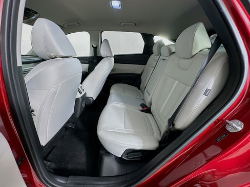 Used 2025 Hyundai Tucson SEL image 26