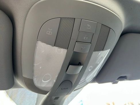 Used 2010 Mercedes-Benz ML 350 BlueTEC 4MATIC image 35