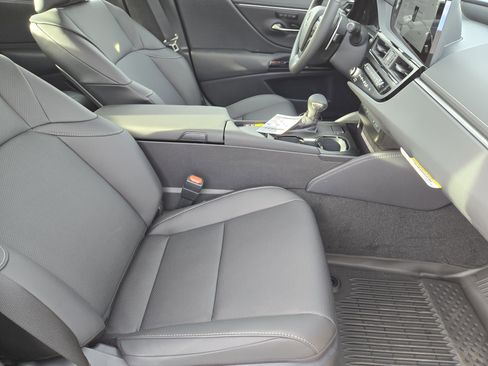 New 2025 Lexus ES 350 ES 350 w/ Premium Package image 10