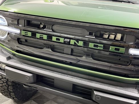 New 2025 Ford Bronco Outer Banks image 9