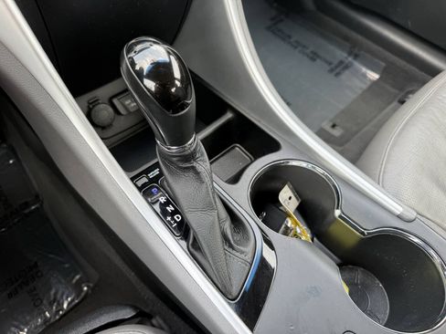 Used 2013 Hyundai Sonata Limited FWD image 25