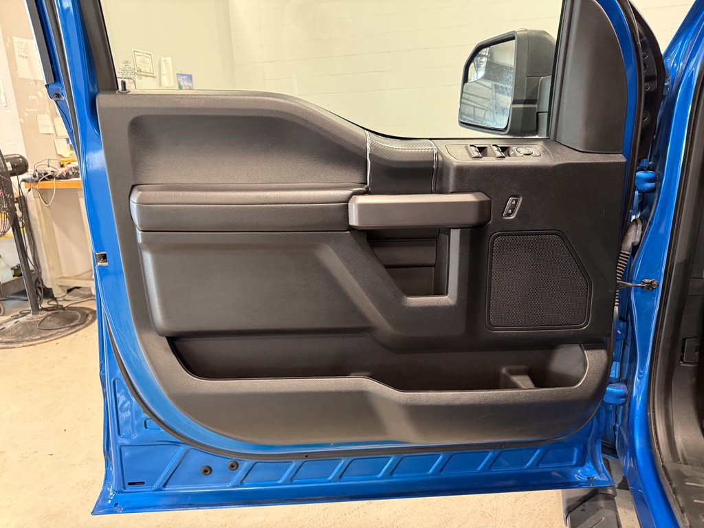 Used 2019 Ford F150 XLT w/ Equipment Group 302A Luxury AWD/4WD image 15