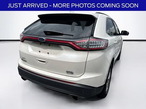 Used 2018 Ford Edge SEL w/ Equipment Group 201A AWD/4WD image 8