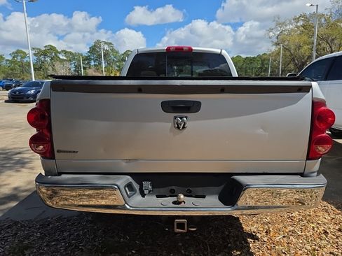 Used 2007 Dodge Ram 1500 Truck SLT image 3