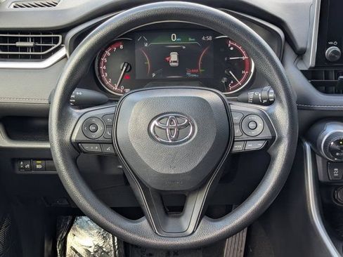 Used 2023 Toyota RAV4 XLE FWD image 20