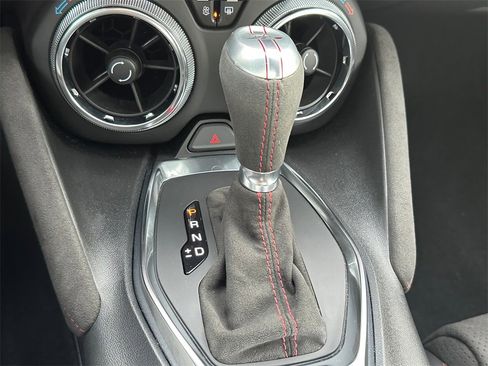 Used 2021 Chevrolet Camaro ZL1 image 28