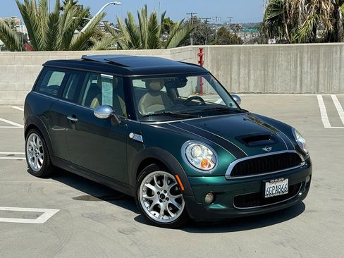 Used 2009 MINI Cooper Clubman S image 2