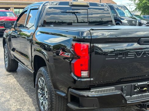 Used 2023 Chevrolet Colorado Z71 w/ Z71 Convenience Package 2 AWD/4WD image 13
