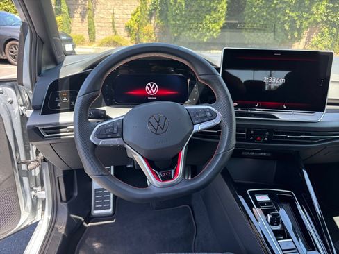 Used 2026 Volkswagen Golf S FWD image 29