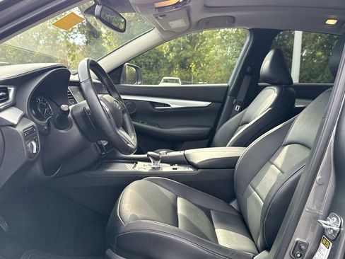 Used 2021 INFINITI QX50 Luxe image 16