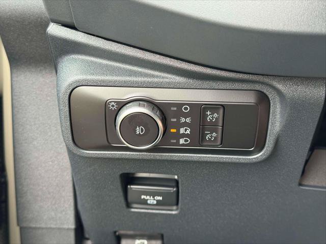 Used 2026 Ford Bronco Badlands AWD/4WD image 21