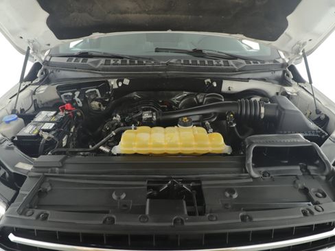 Used 2019 Ford F150 XLT image 6