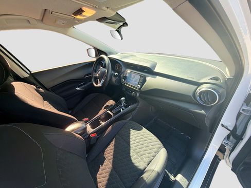 Used 2021 Nissan Kicks SV FWD image 31