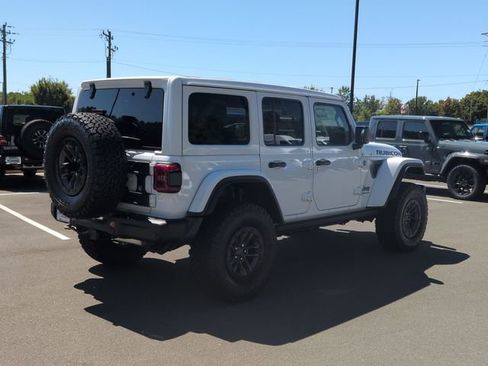 New 2025 Jeep Wrangler Unlimited Rubicon 392 image 13