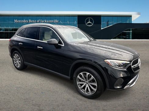 Certified 2024 Mercedes-Benz GLC 300 4MATIC image 1