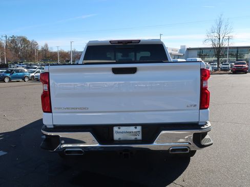 Used 2025 Chevrolet Silverado 1500 LTZ w/ Technology Package image 9