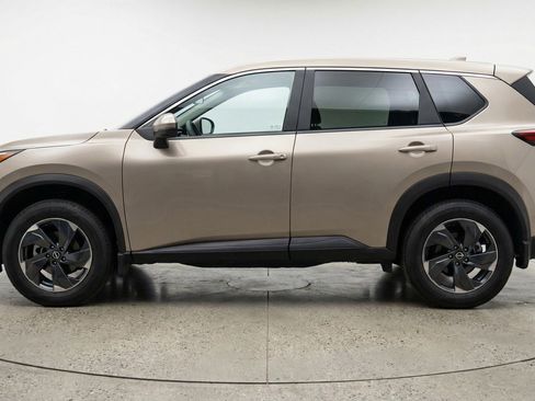 Used 2025 Nissan Rogue SV AWD/4WD image 5