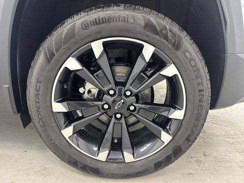 New 2027 Chevrolet Equinox RS w/ Safety and Technology Package FWD image 36