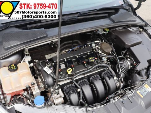 Used 2014 Ford Focus SE w/ Equipment Group 201A FWD image 18