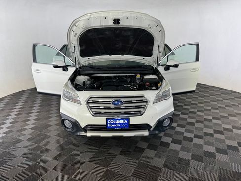 Used 2015 Subaru Outback 2.5i Limited AWD/4WD image 12