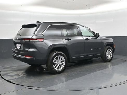 New 2026 Jeep Grand Cherokee Laredo X AWD/4WD image 3