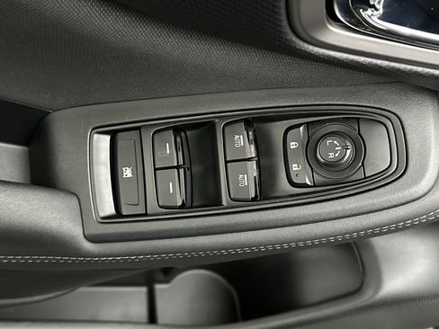 Used 2024 Subaru Forester Premium AWD/4WD image 17