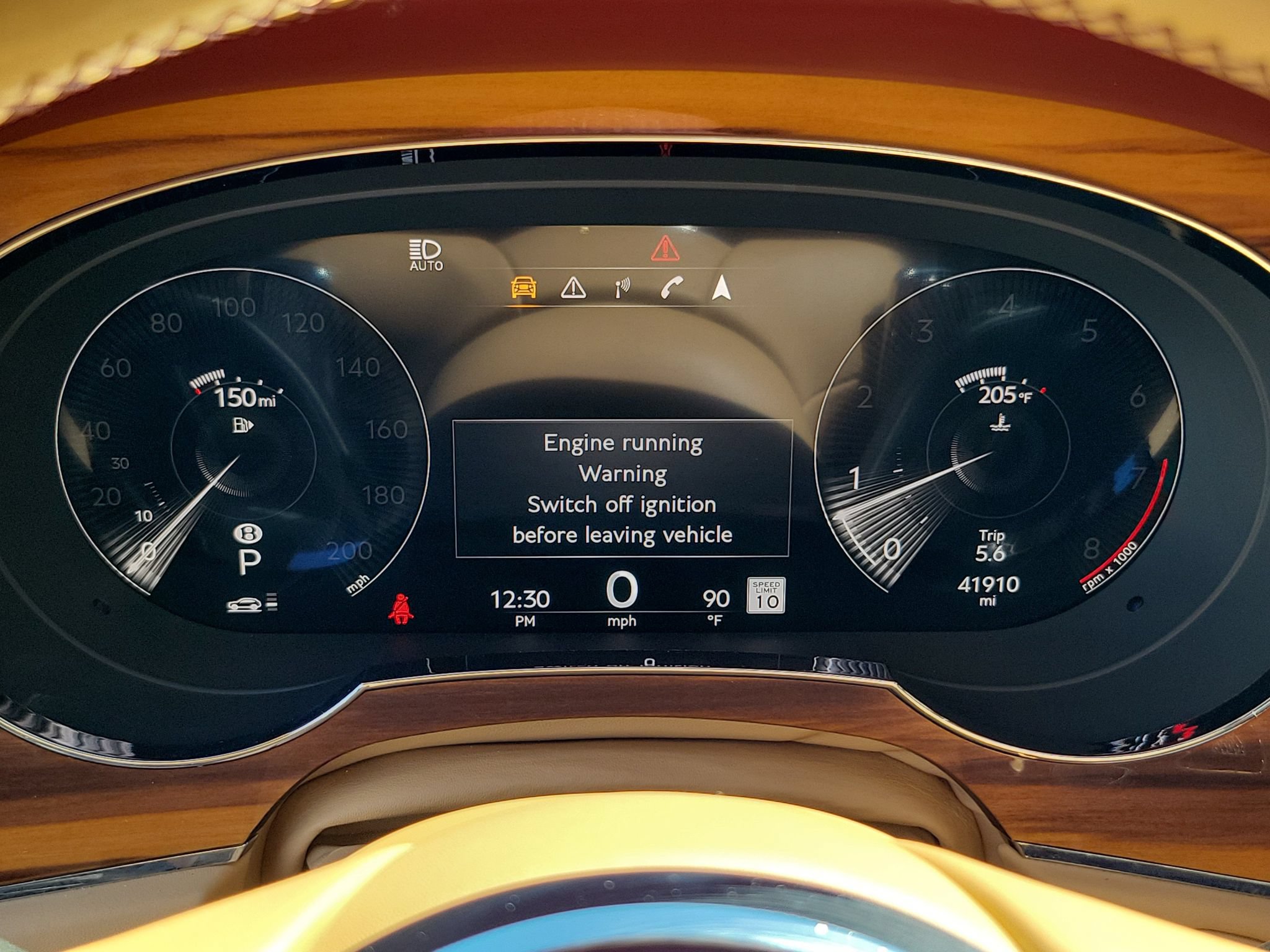 Used 2022 Bentley Bentayga AWD/4WD image 26