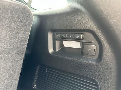 Used 2020 Ford Explorer Limited image 28