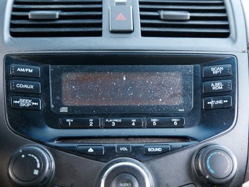 Used 2006 Honda Accord LX image 30