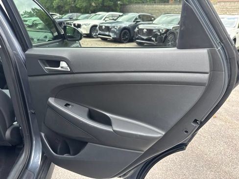 Used 2019 Hyundai Tucson SE AWD/4WD image 64