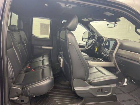 Used 2022 Ford F250 Lariat image 26