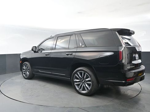 Used 2022 Cadillac Escalade Sport image 3