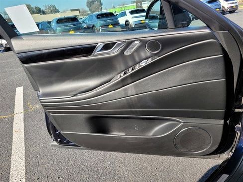 Used 2023 Genesis G80 2.5T image 27
