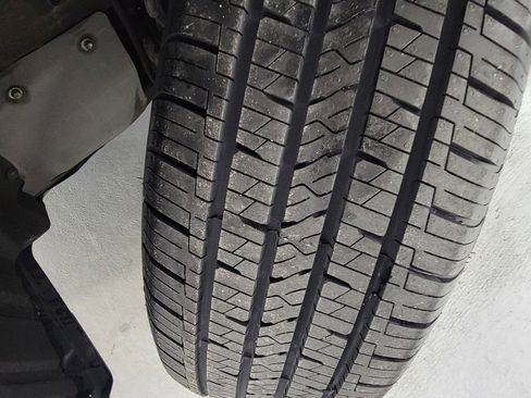 Used 2020 Toyota RAV4 Limited image 36