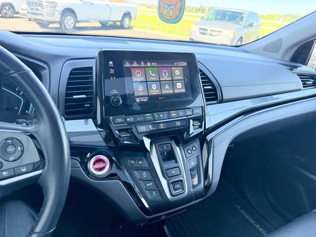 Used 2022 Honda Odyssey Elite image 18