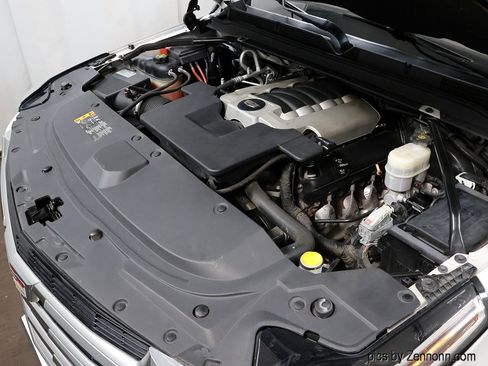 Used 2017 Cadillac Escalade ESV Premium Luxury image 40