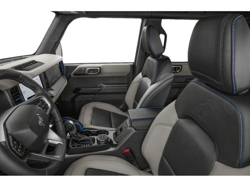 Used 2024 Ford Bronco Wildtrak AWD/4WD image 6