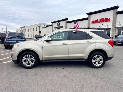 Used 2015 Chevrolet Equinox LT w/ Driver Convenience Package image 3