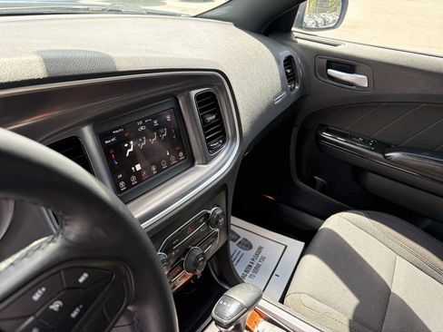 Used 2021 Dodge Charger SXT w/ Blacktop Package RWD image 12
