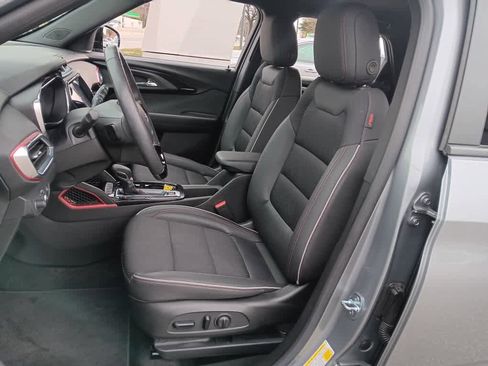 Used 2023 Chevrolet TrailBlazer RS w/ Convenience Package image 14