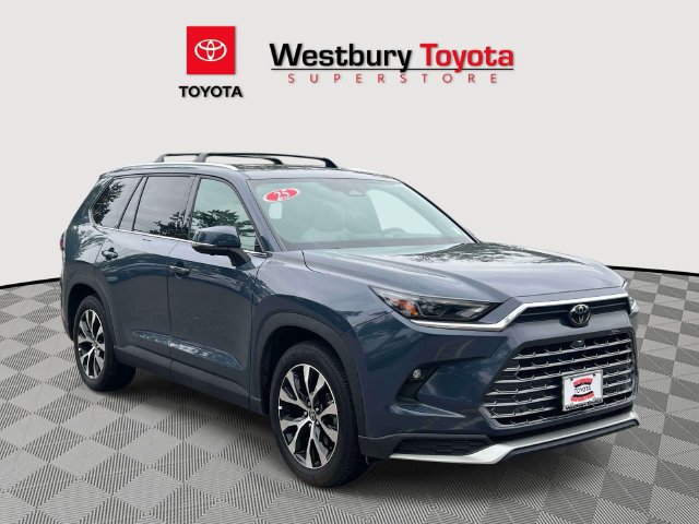 Certified 2025 Toyota Grand Highlander AWD Hybrid image 1