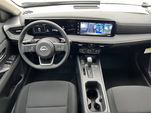 New 2026 Nissan Kicks S image 8