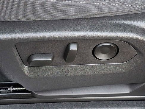 Certified 2025 GMC Sierra 1500 Elevation image 26