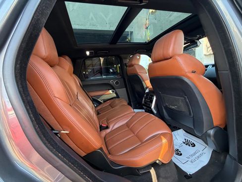 Used 2016 Land Rover Range Rover Sport Supercharged image 28