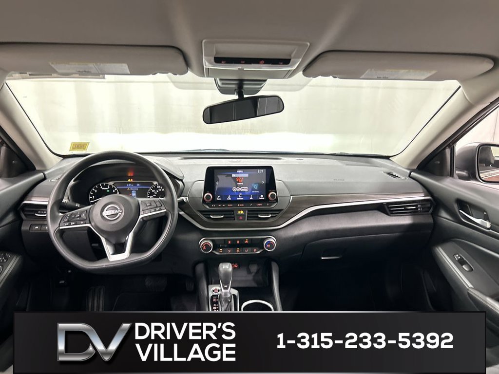 Used 2024 Nissan Altima 2.5 SV AWD/4WD image 18