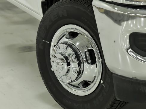 Used 2023 RAM 3500 Tradesman image 4